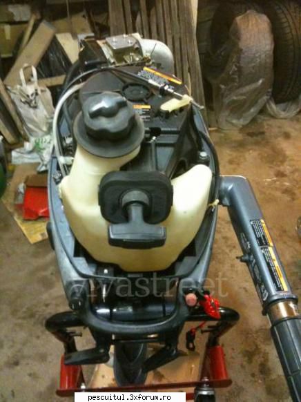 vand motor yamaha 4 cai 4 timpi - vand motor yamaha 4 cai 4 timpi ,cizma - BAZAR PESCAR - VANZARI , CUMPARARI